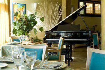 Hotel Biafora & 4*