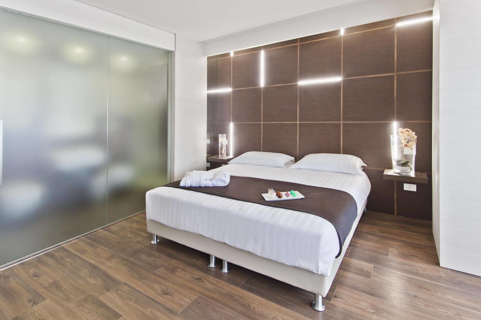 Hotel Biafora & 4*